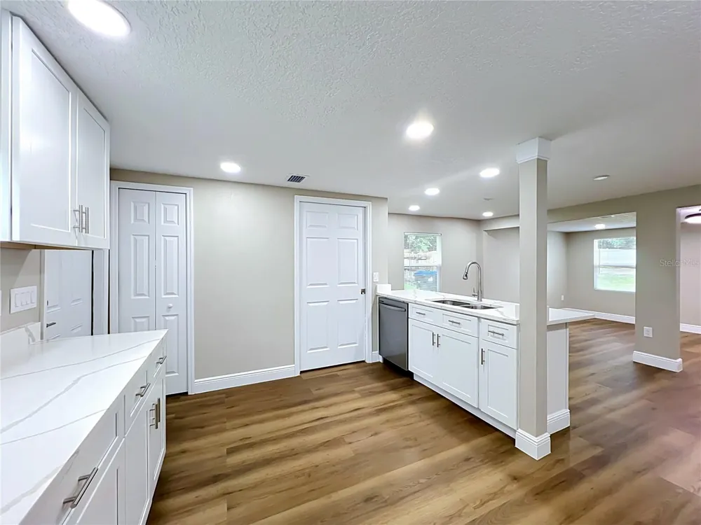 552 B C TERRY ROAD Ocoee, FL 34761