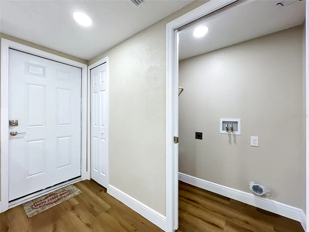 552 B C TERRY ROAD Ocoee, FL 34761