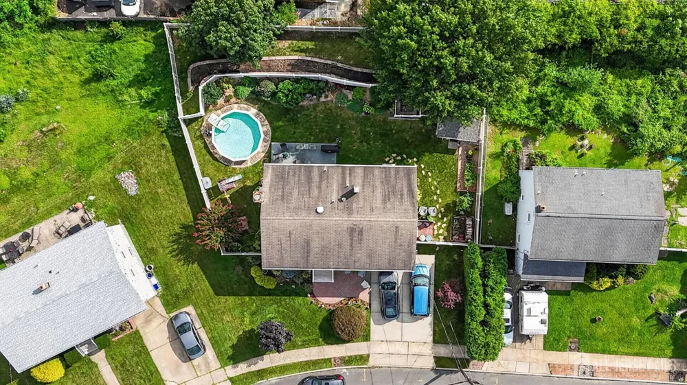 6 Ridgeview Road Jamesburg, NJ 08831