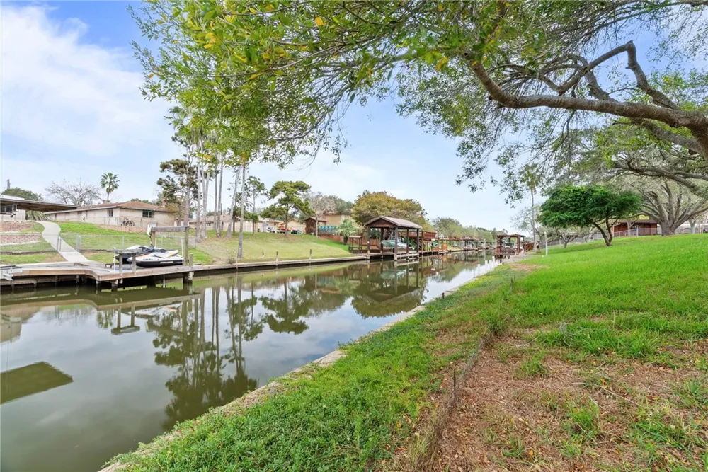 3414 Tahiti Drive Corpus Christi, TX 78418
