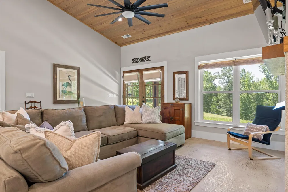 15025 May Road Sale Creek, TN 37373
