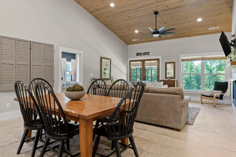15025 May Road Sale Creek, TN 37373