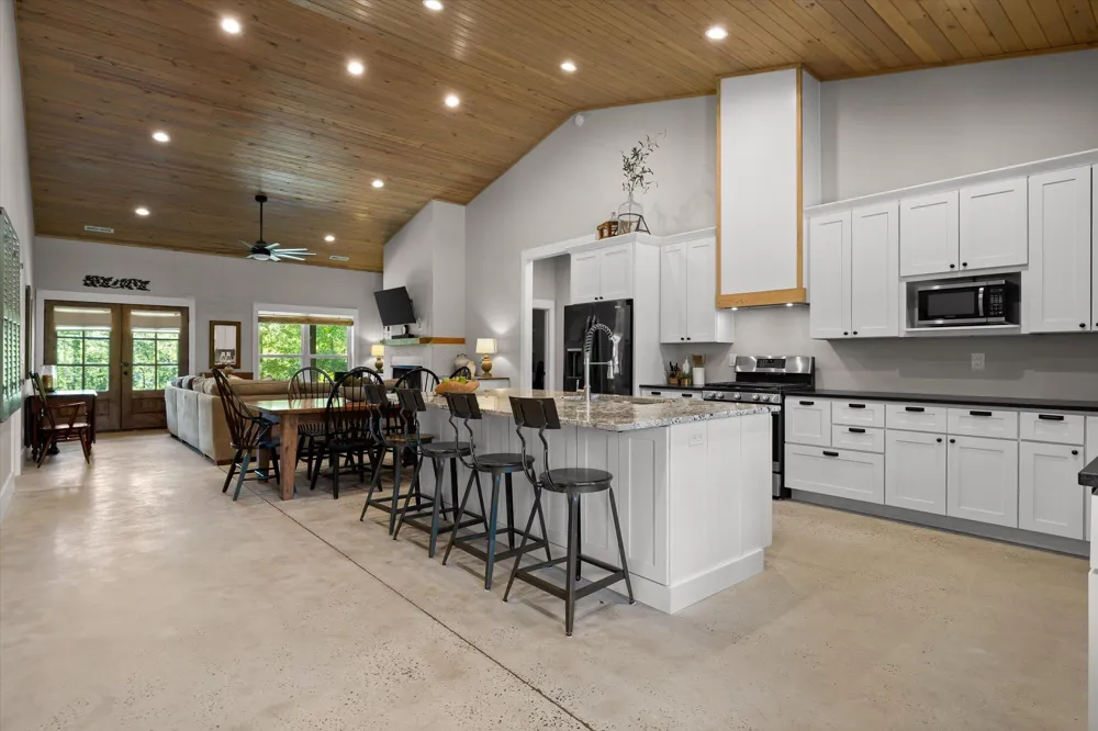 15025 May Road Sale Creek, TN 37373
