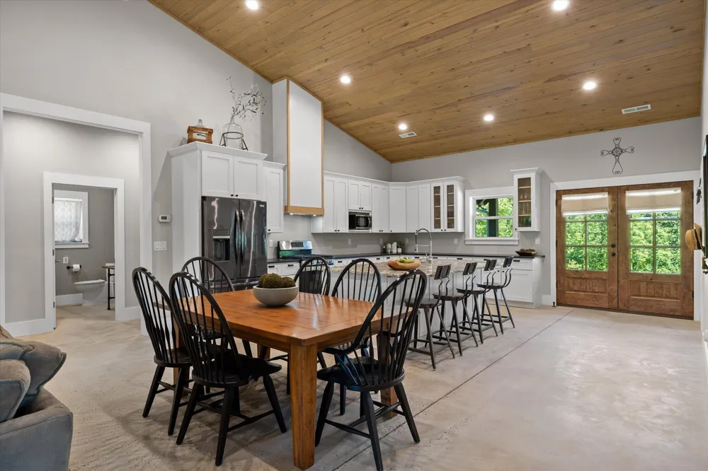 15025 May Road Sale Creek, TN 37373