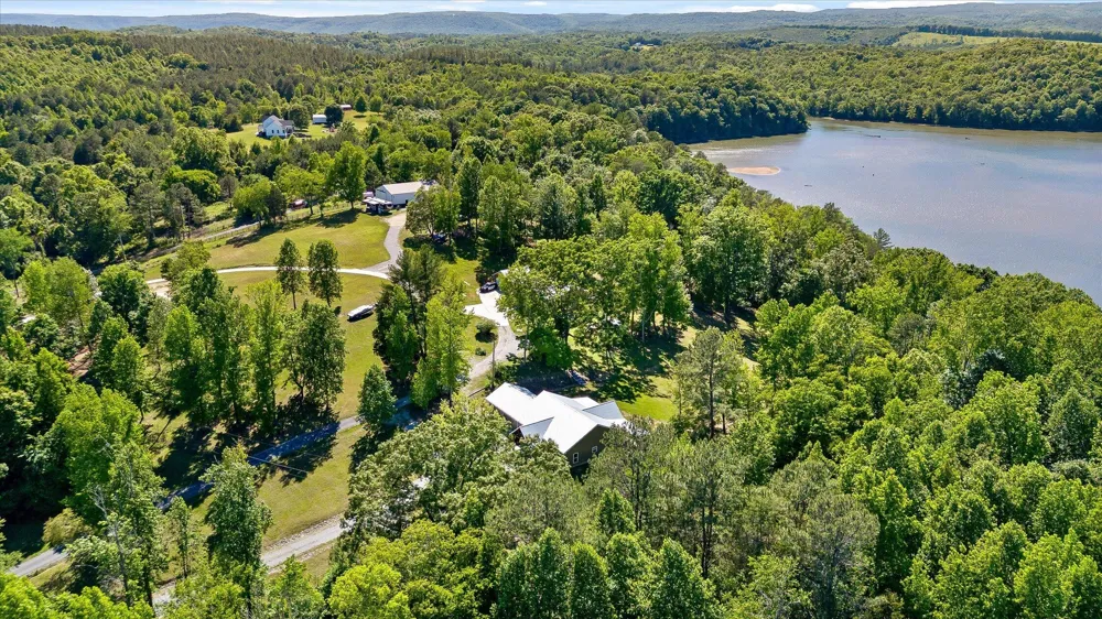 15025 May Road Sale Creek, TN 37373
