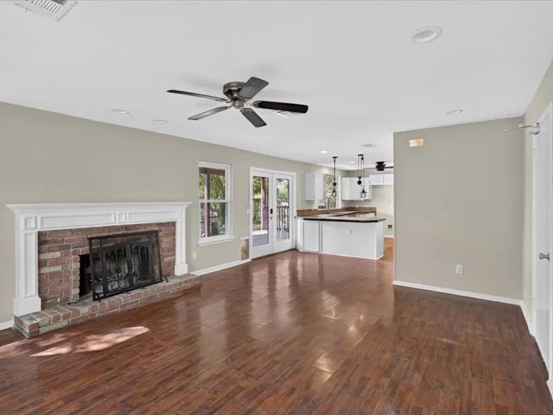 900 OAKCREST CIRCLE Cedar Park, TX 78613