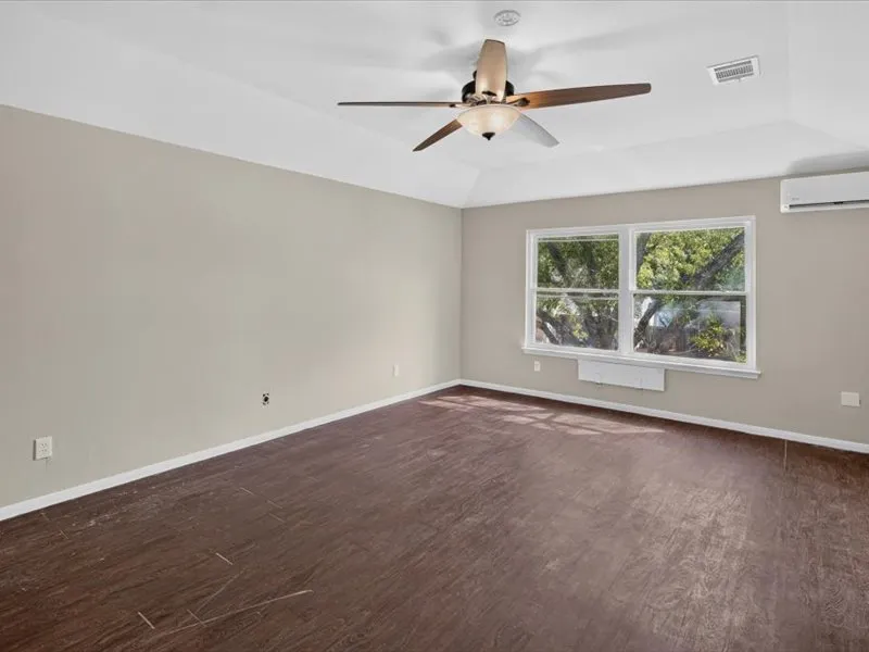 900 OAKCREST CIRCLE Cedar Park, TX 78613