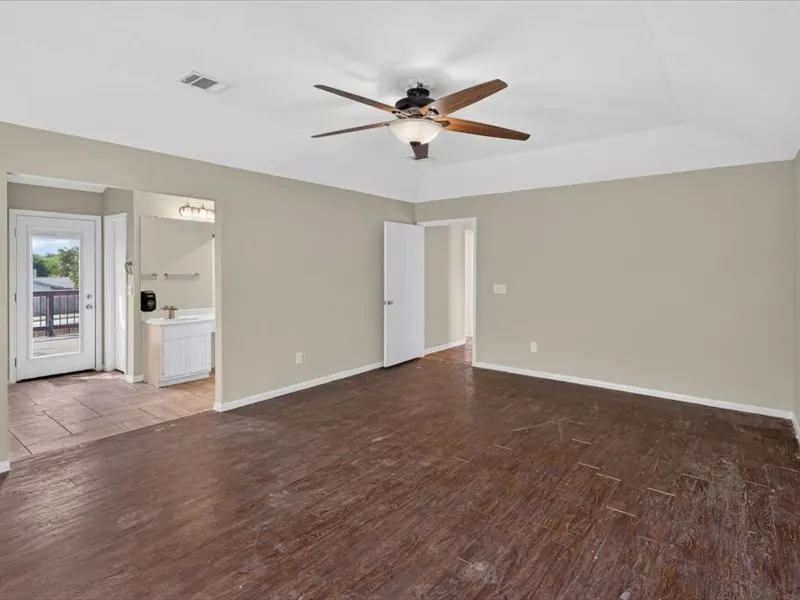 900 OAKCREST CIRCLE Cedar Park, TX 78613