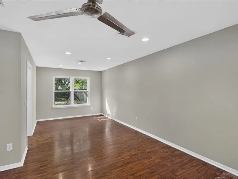 900 OAKCREST CIRCLE Cedar Park, TX 78613