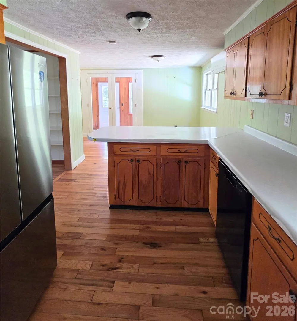 2838 Seven Mile Ridge Road Burnsville, NC 28714
