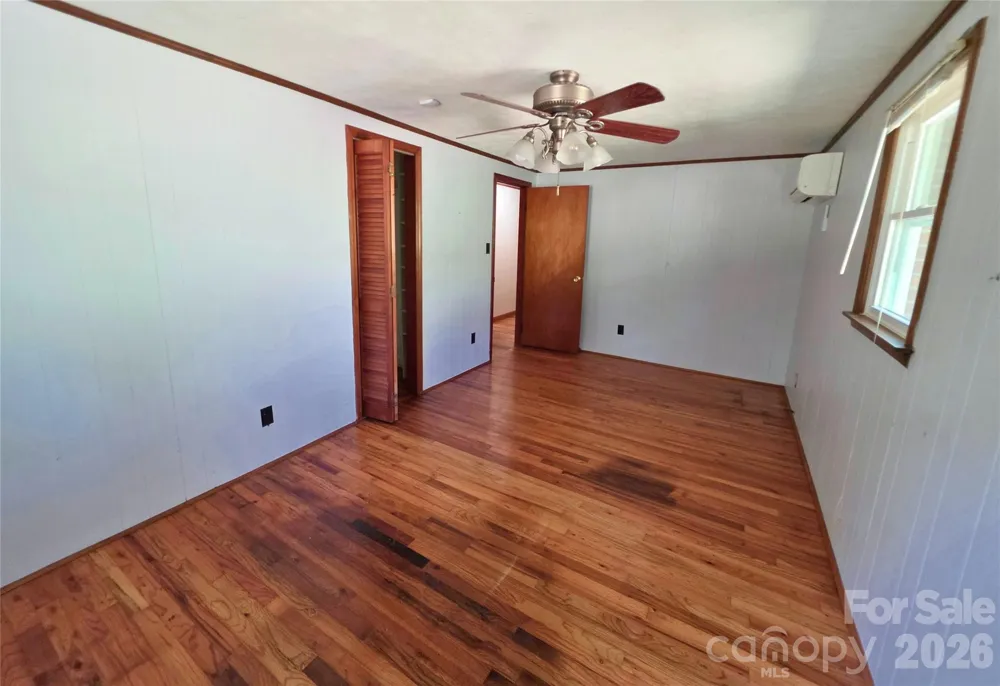 2838 Seven Mile Ridge Road Burnsville, NC 28714