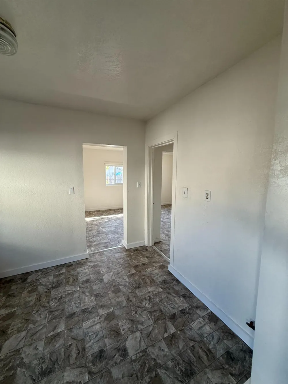 631 E Ventura Tulare, CA 93274