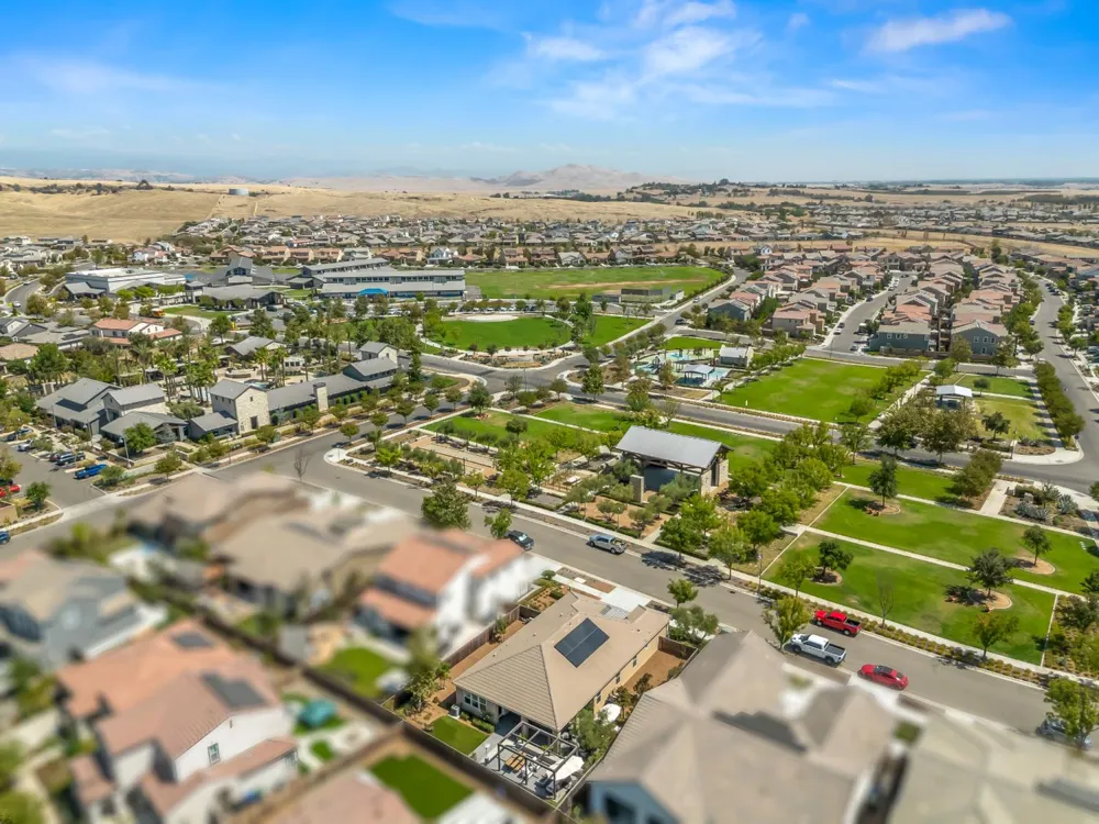 715 Harvest Drive Madera, CA 93636