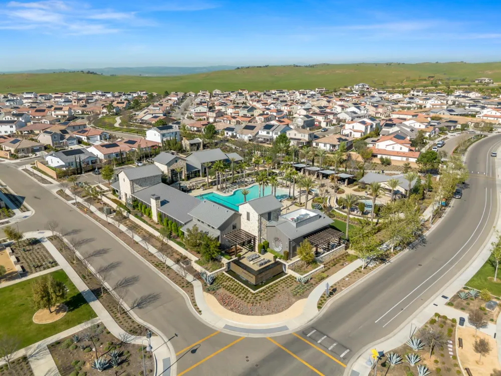 715 Harvest Drive Madera, CA 93636