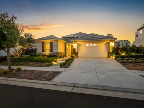 715 Harvest Drive