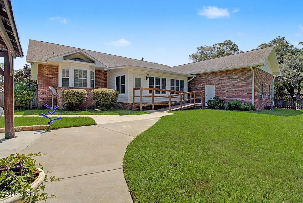 5381 College Drive Graceville, FL 32440