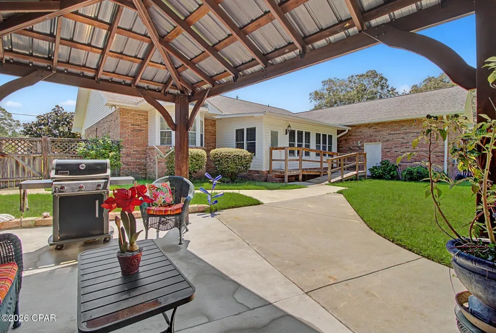 5381 College Drive Graceville, FL 32440