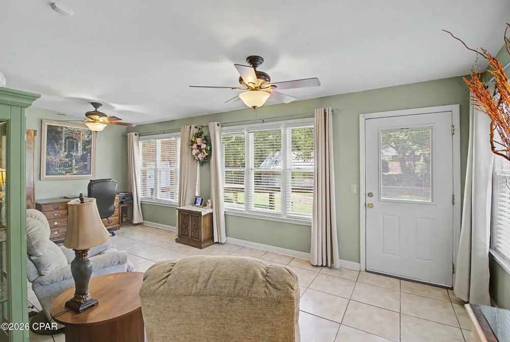 5381 College Drive Graceville, FL 32440