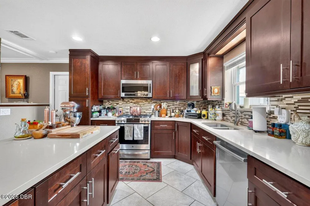 20 Twin River Drive Ormond Beach, FL 32174