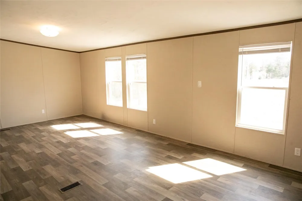 12899 Young Lane Carmine, TX 78932