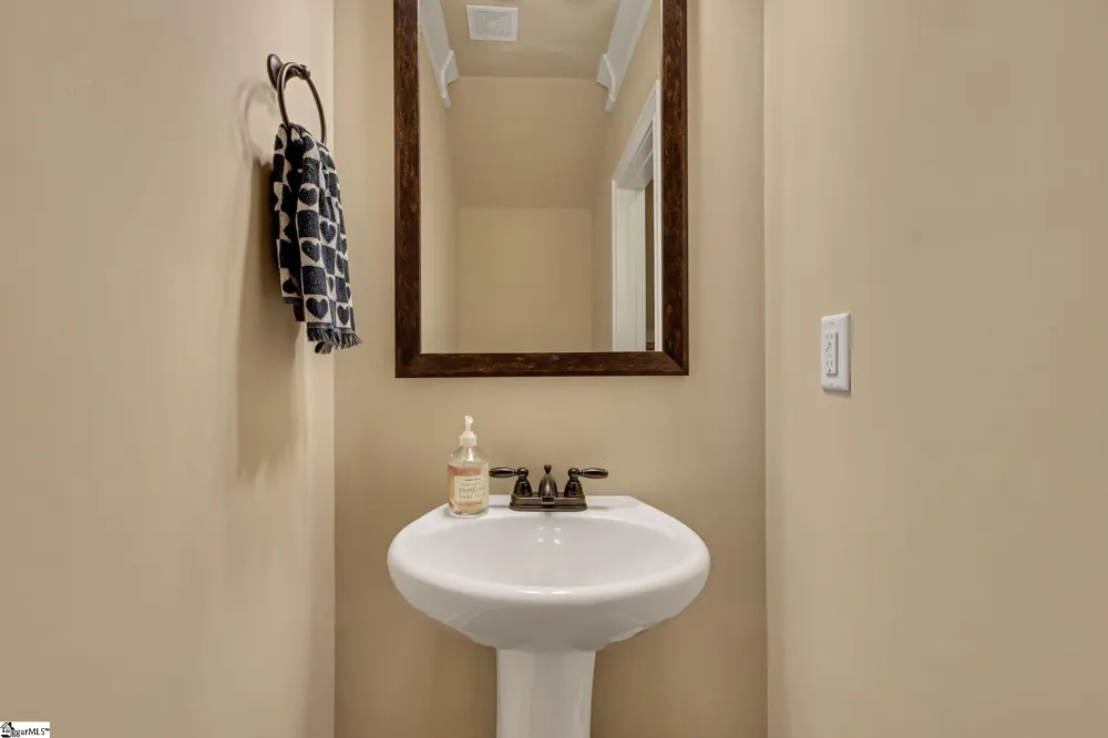 14 River Valley Lane Greenville, SC 29605