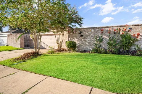 16027 Brimfield Drive