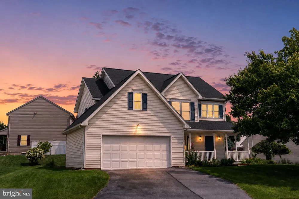 336 SPRINGBROOK DRIVE Palmyra, PA 17078