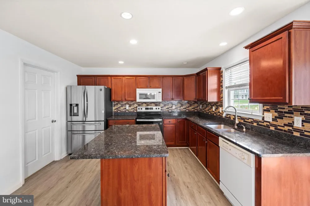 336 SPRINGBROOK DRIVE Palmyra, PA 17078