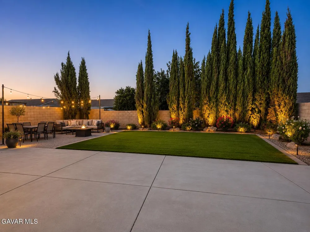 43257 Homestead Street Lancaster, CA 93535