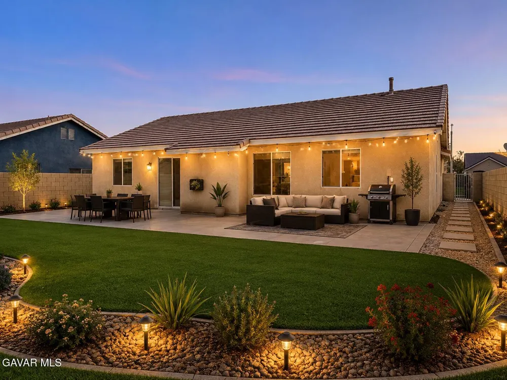 43257 Homestead Street Lancaster, CA 93535