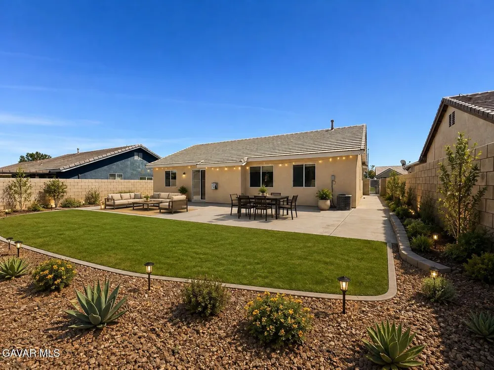 43257 Homestead Street Lancaster, CA 93535