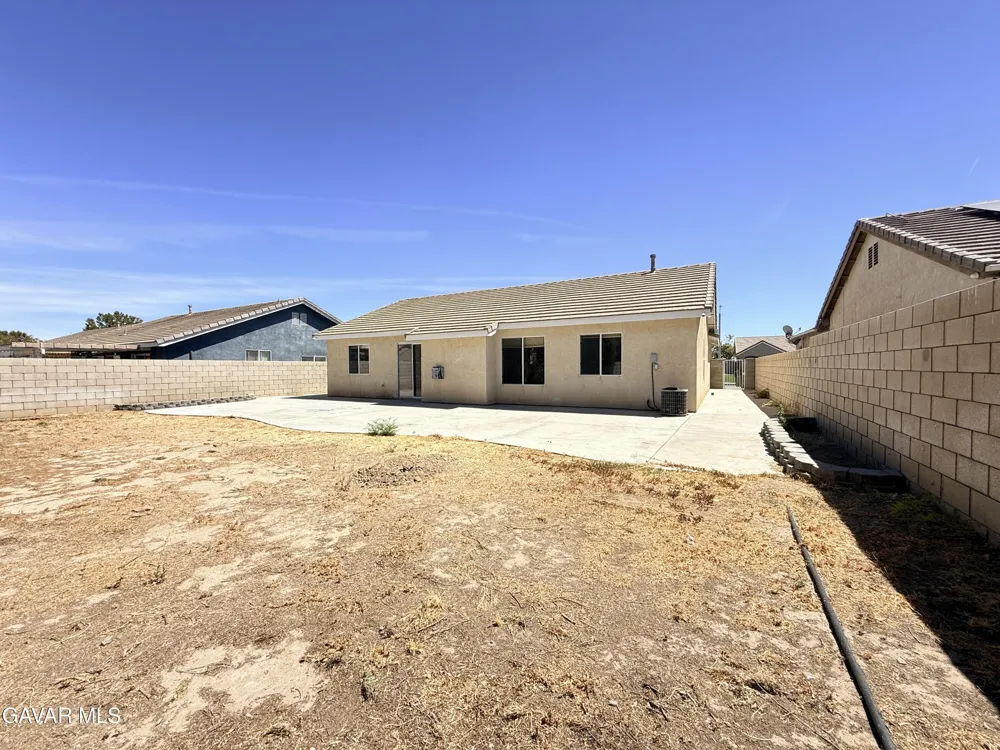 43257 Homestead Street Lancaster, CA 93535