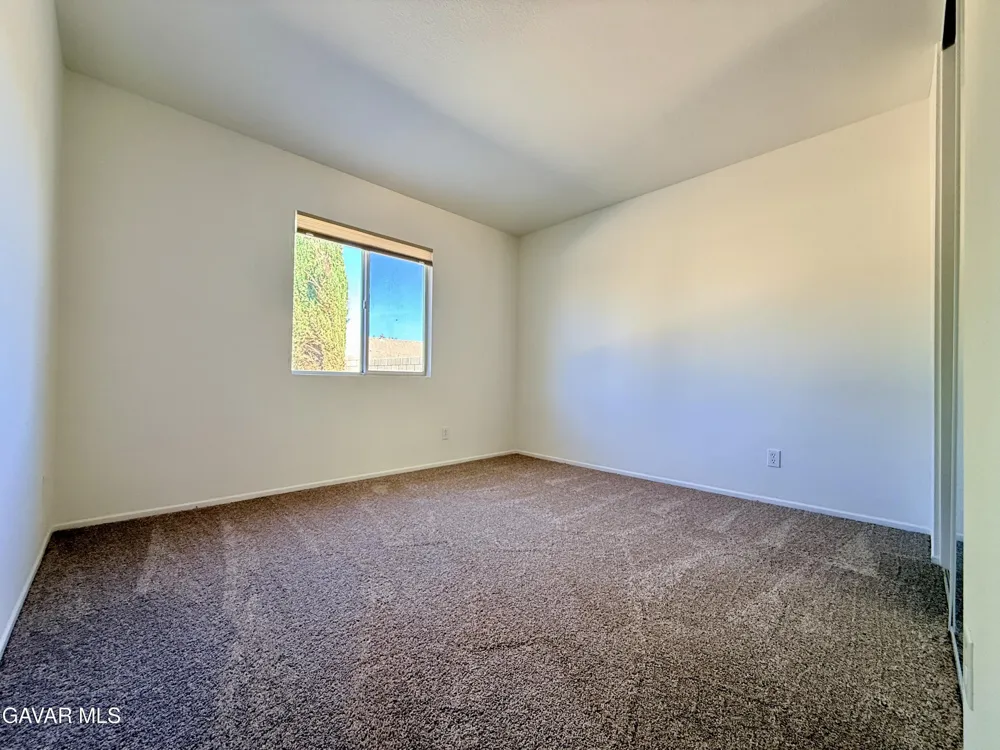 43257 Homestead Street Lancaster, CA 93535