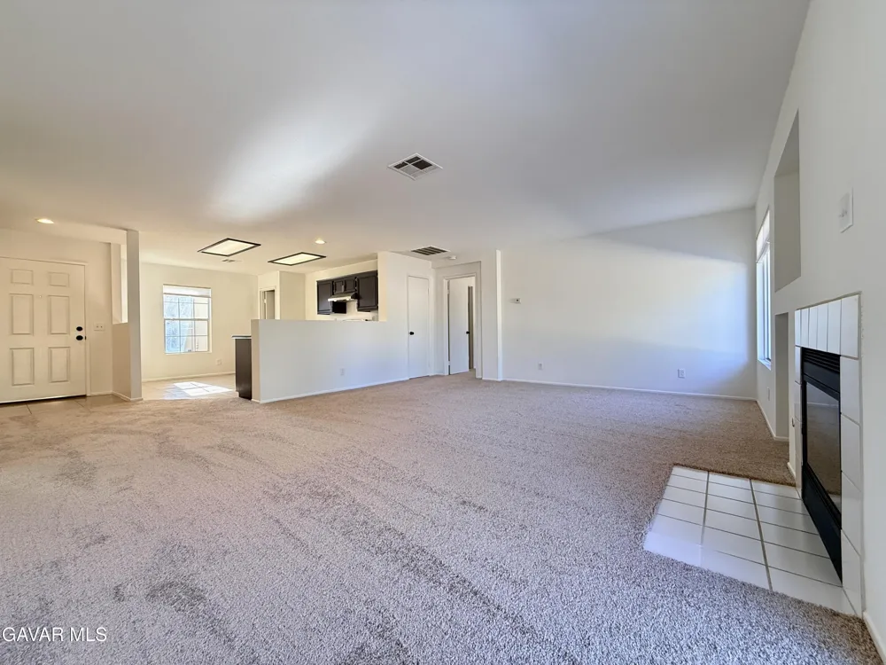 43257 Homestead Street Lancaster, CA 93535