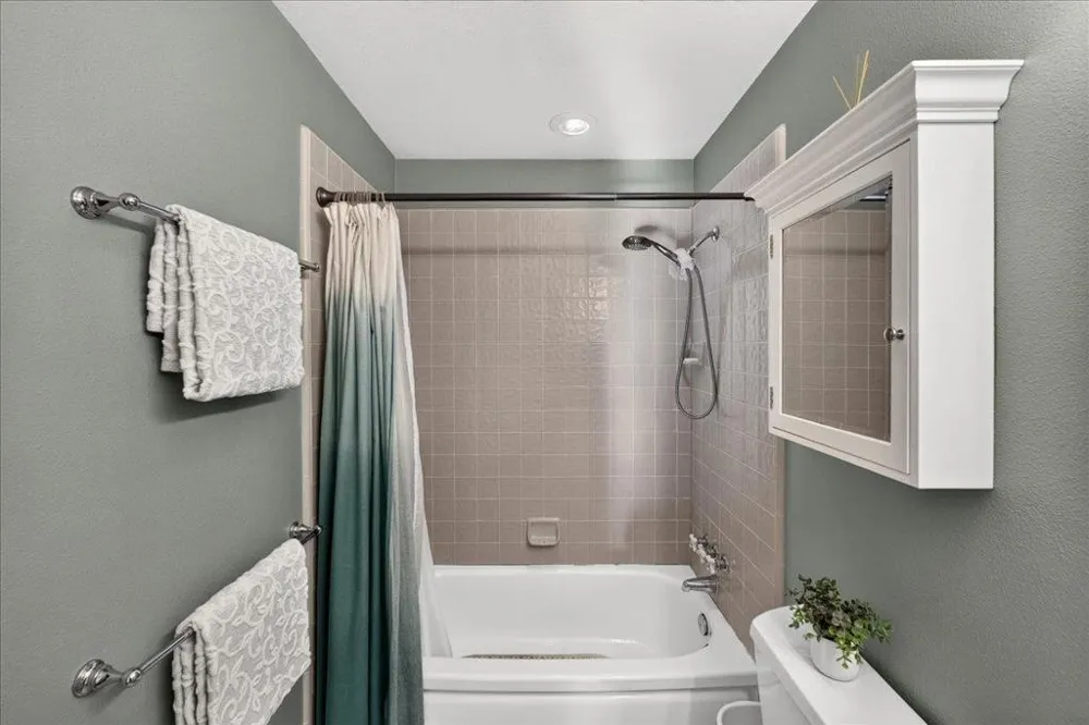 2318 Maximilian Drive Campbell, CA 95008