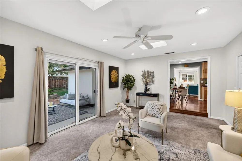 2318 Maximilian Drive Campbell, CA 95008