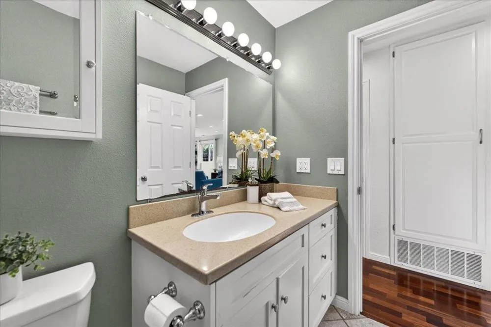 2318 Maximilian Drive Campbell, CA 95008