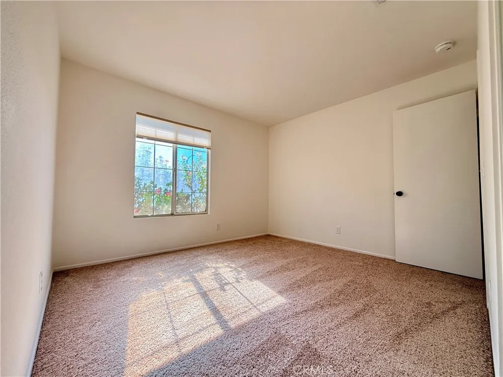 43257 Homestead Lancaster, CA 93535