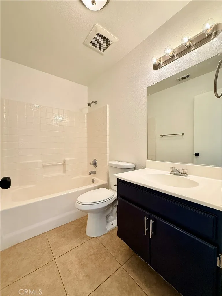 43257 Homestead Lancaster, CA 93535