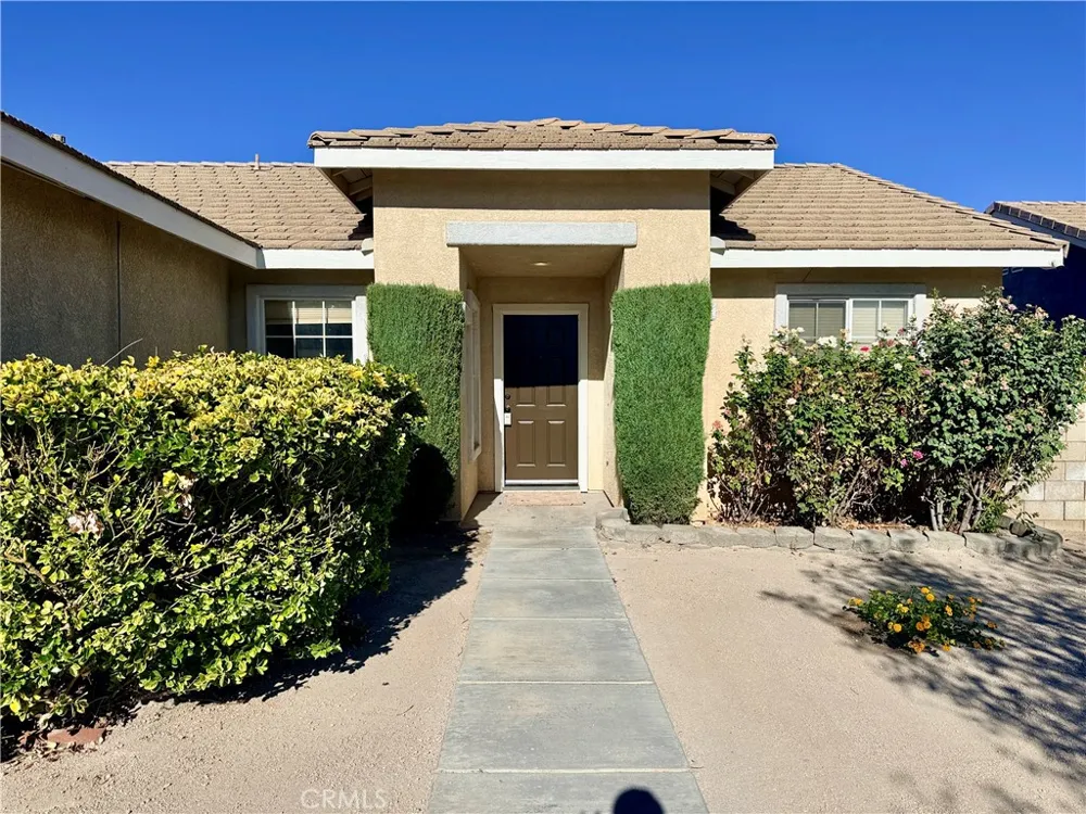 43257 Homestead Lancaster, CA 93535
