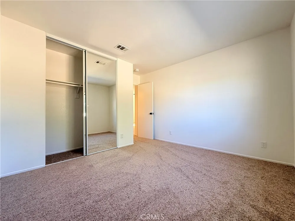 43257 Homestead Lancaster, CA 93535