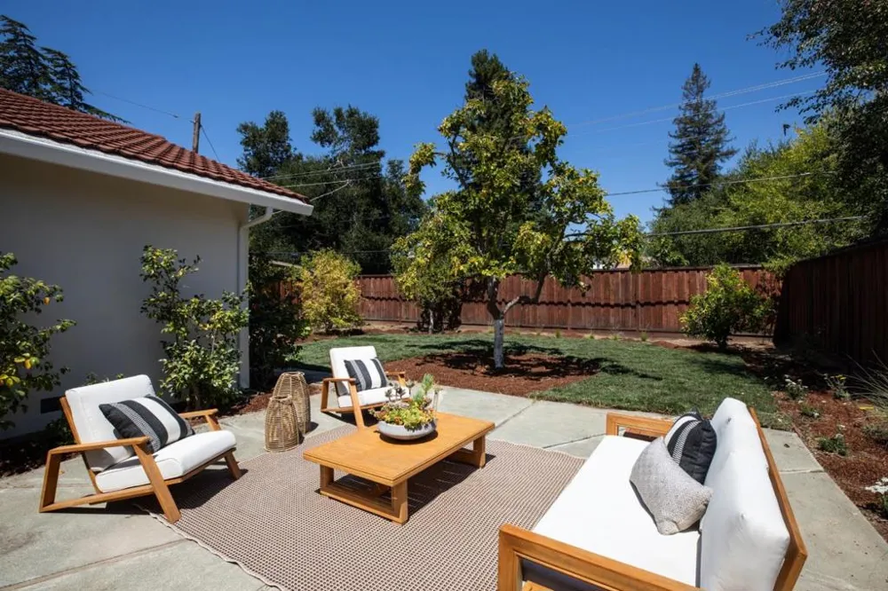 7463 Bollinger Road Cupertino, CA 95014
