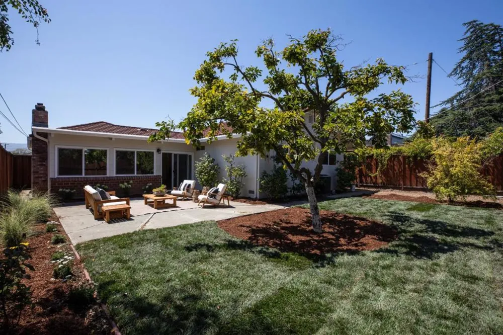 7463 Bollinger Road Cupertino, CA 95014