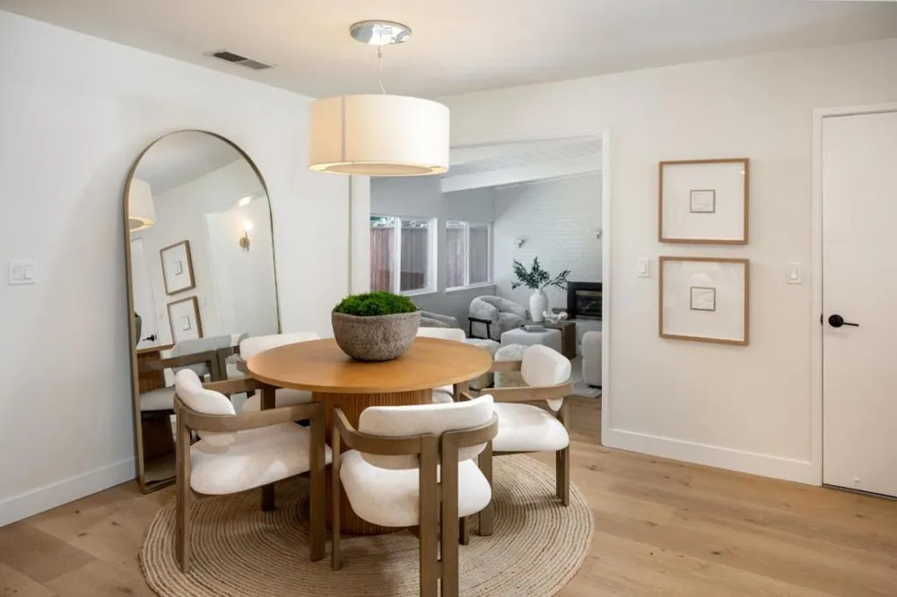 7463 Bollinger Road Cupertino, CA 95014