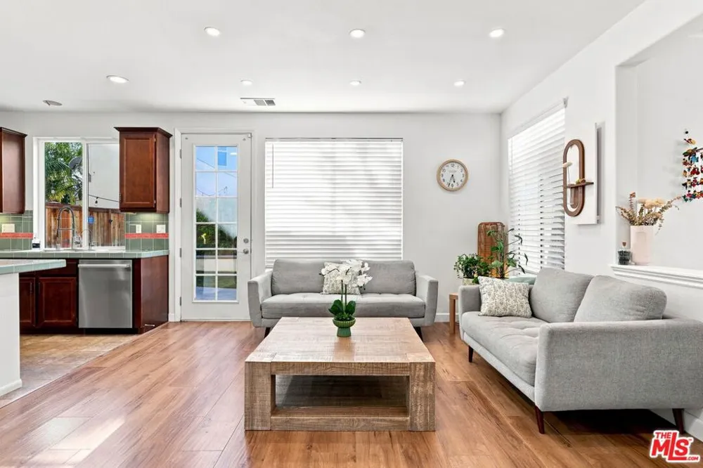 27259 Cloverhurst Place Canyon Country, CA 91387