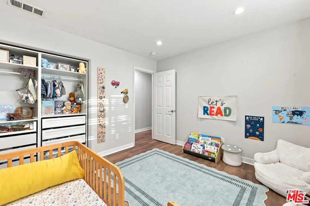 27259 Cloverhurst Place Canyon Country, CA 91387