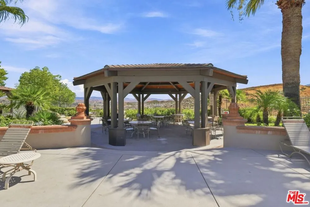 27259 Cloverhurst Place Canyon Country, CA 91387