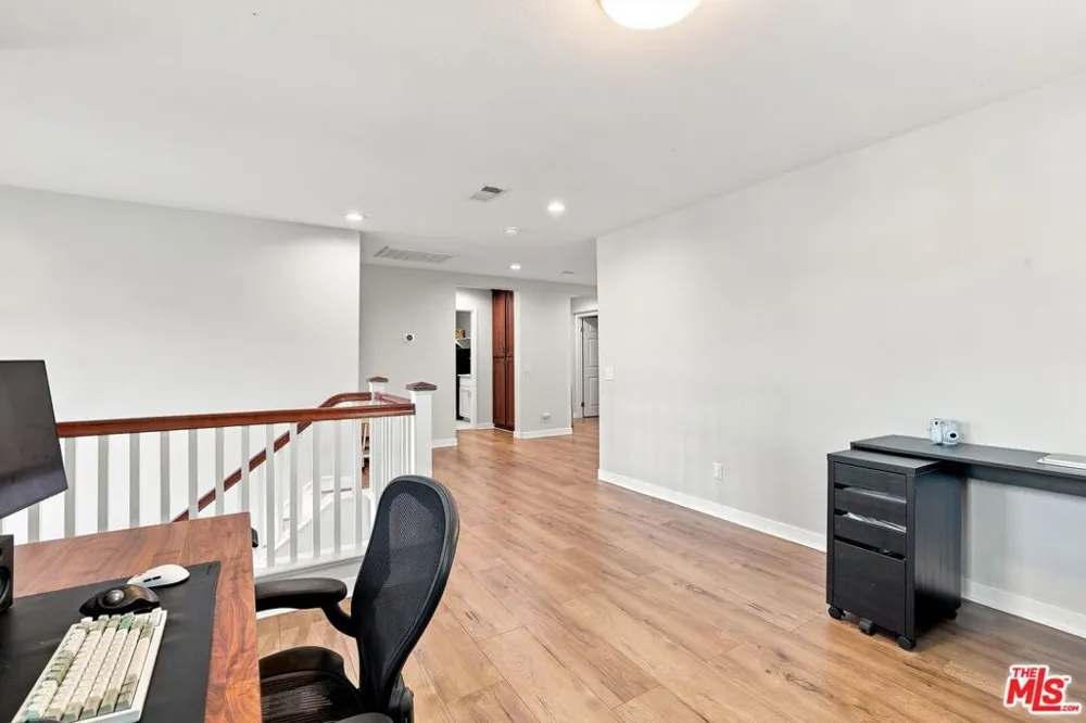 27259 Cloverhurst Place Canyon Country, CA 91387
