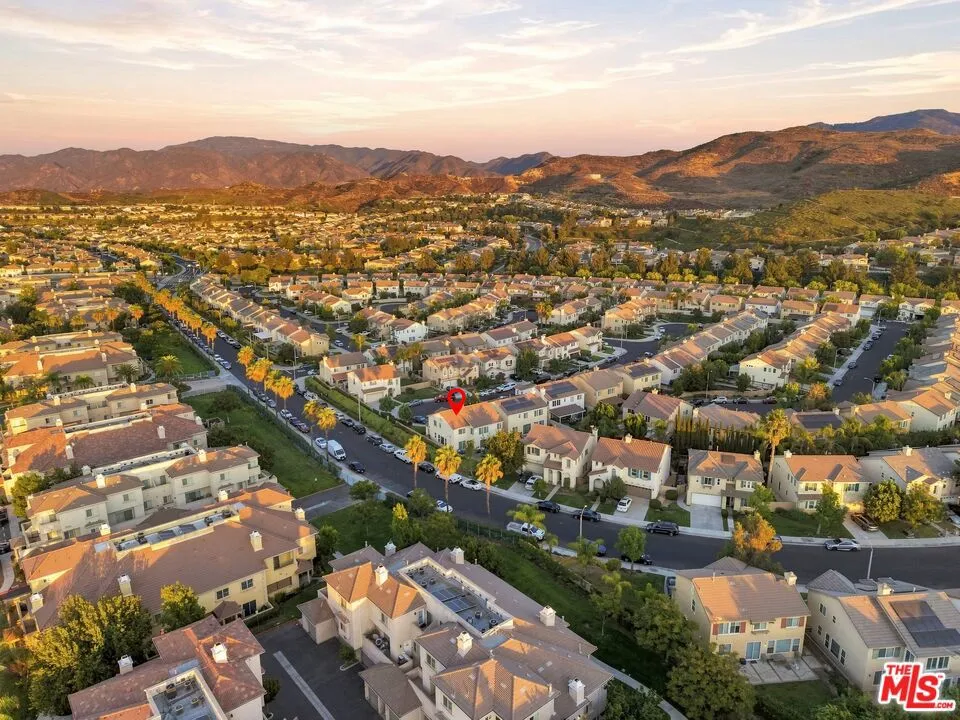 27259 Cloverhurst Place Canyon Country, CA 91387
