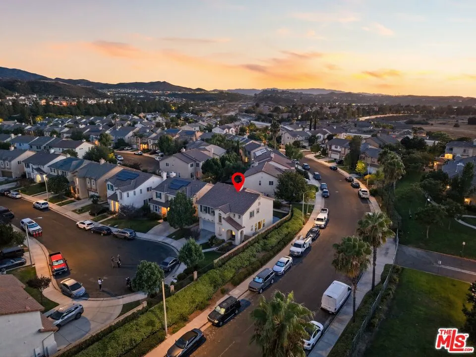 27259 Cloverhurst Place Canyon Country, CA 91387